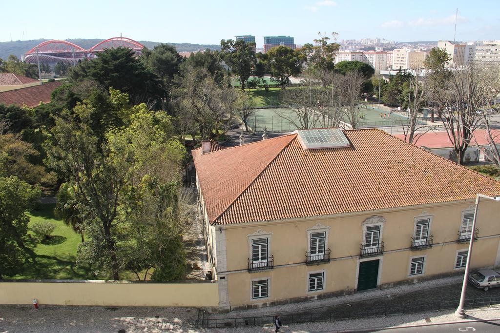Beautiful View Close To Estadio Da Luz Lisboa Екстериор снимка